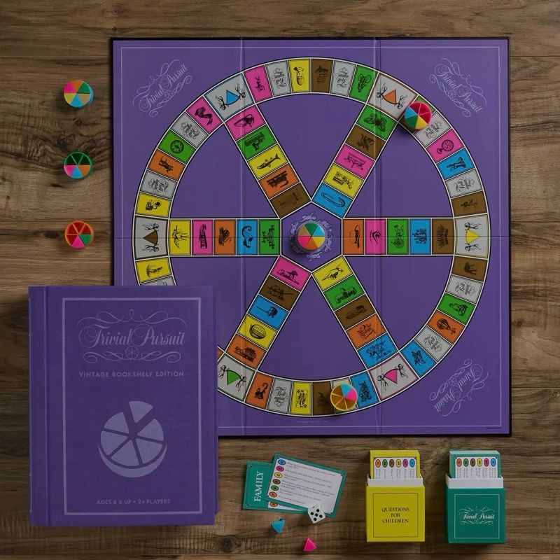 Trivial Persuit Bookshelf Game