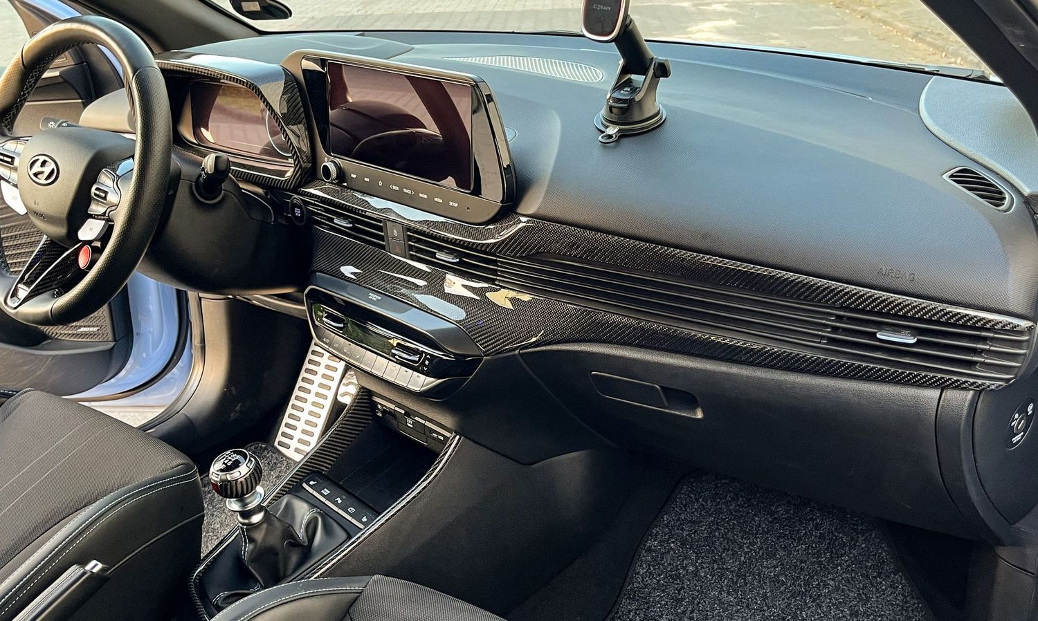 Echt Carbon Cover: Hyundai i20N Armaturenbrett Leisten Links + Rechts