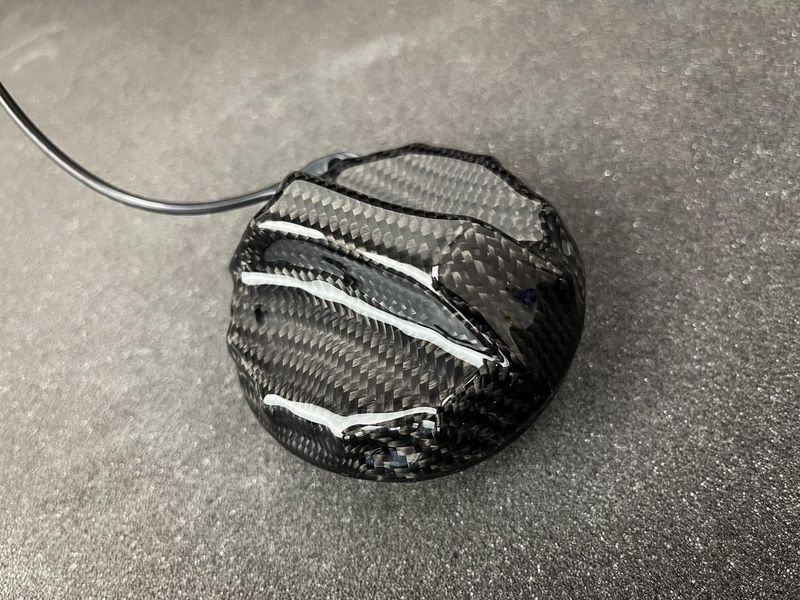 Carbon Tankdeckel : Hyundai / KIA i30N, i20N, i30, Santa Fé, Kona N, Kona, Ceed, ProCeed, Rio, usw.