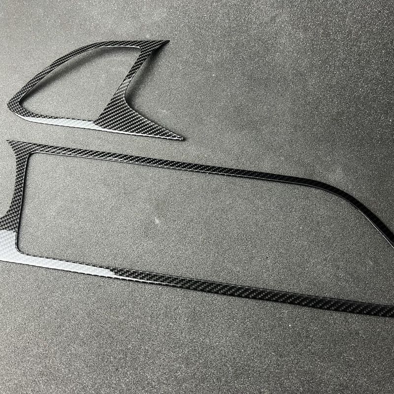 Seat / Cupra Leon 5F: Echt Carbon Cover für die Armaturenbrett Leisten