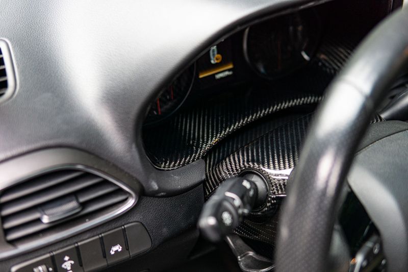 Hyundai i30N echt Carbon Cover Tacho Rahmen