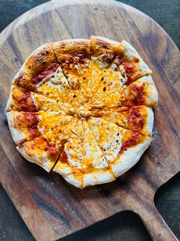 SOURDOUGH PIZZA DOUGH, one 300g ball (ST)