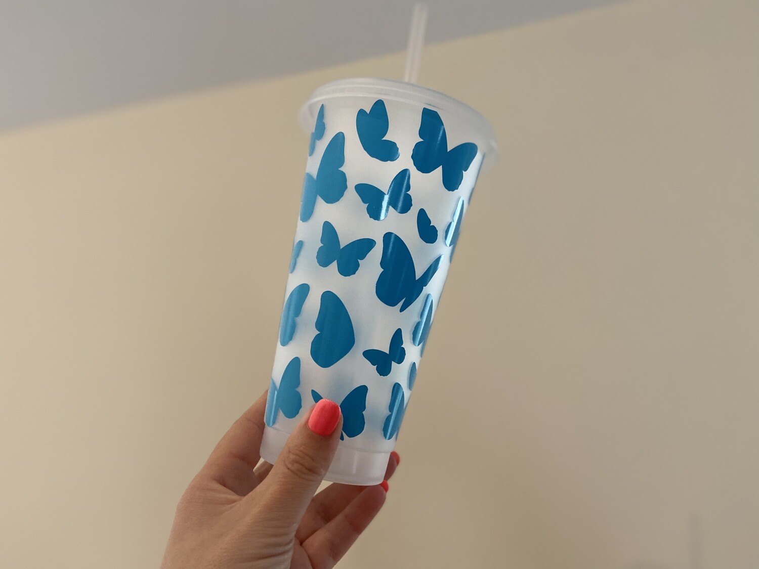 Butterfly cold cup