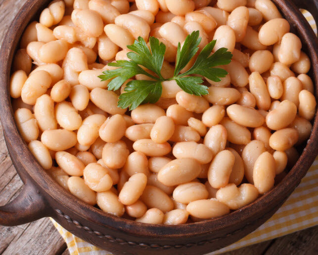 White beans cooked