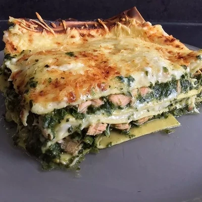 ​Spinach salmon lasagna & Feta