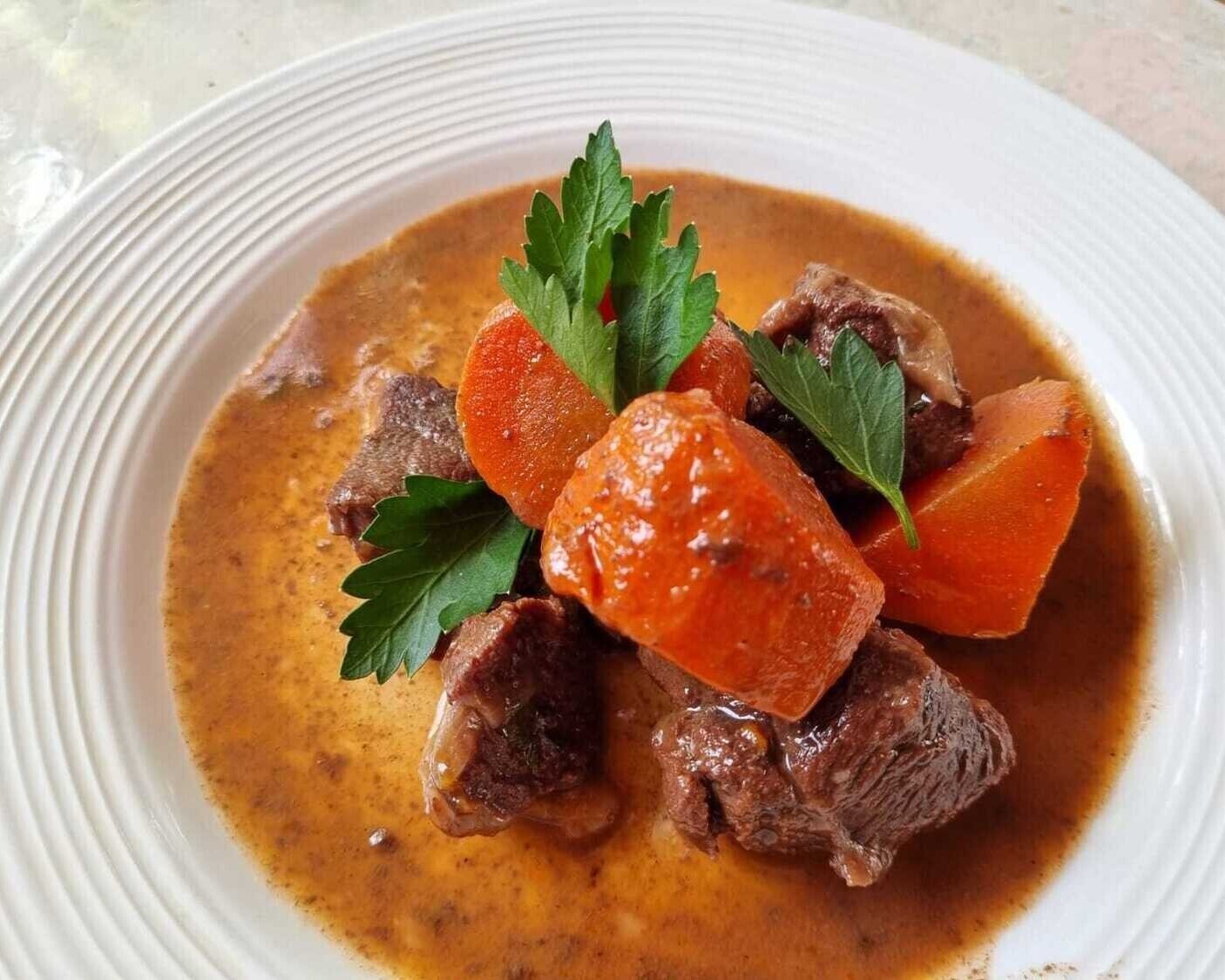 Beef stewed in red wine - Daube de boeuf