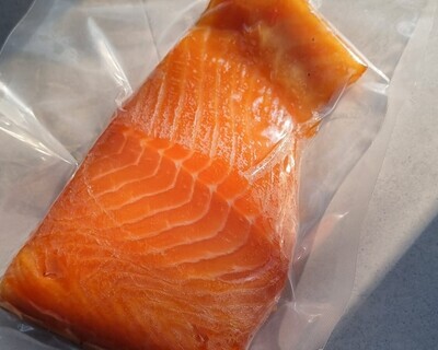 Smoked salmon fillet