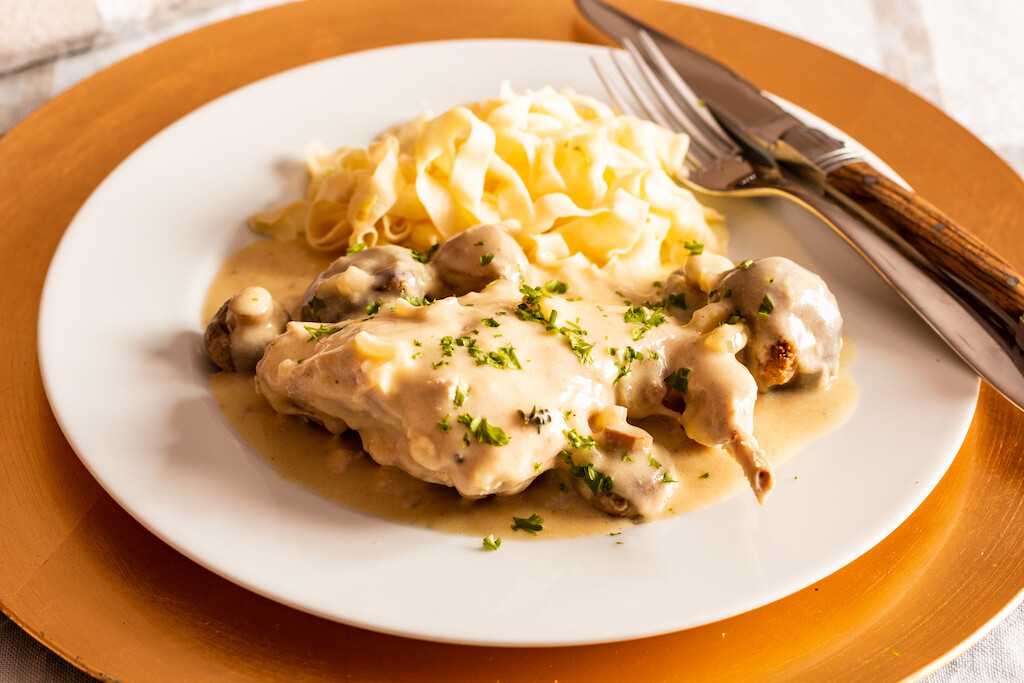 Rabbit mustard or prune, Tast: Mustard
