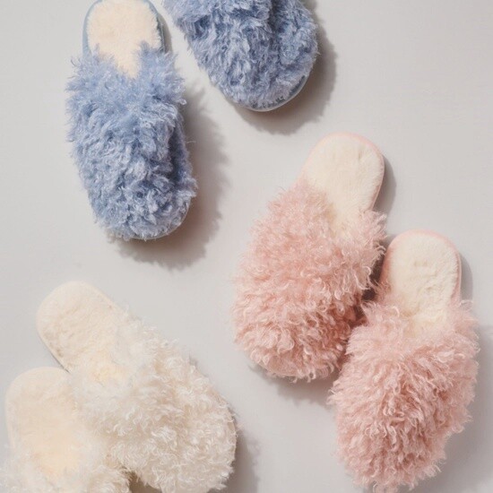 Faux Sherpa Closed Toe Slippers