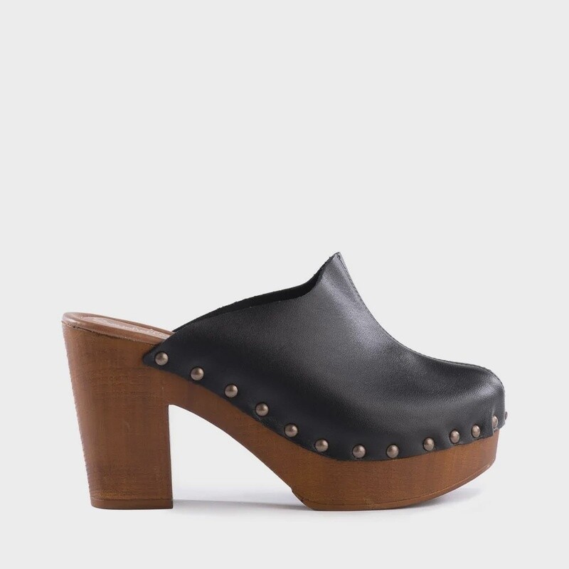 Go All Out Clogs