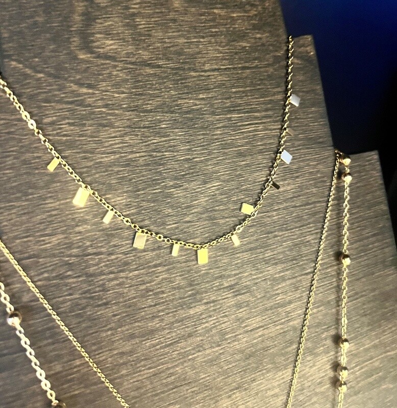 Dainty Rectangle Choker- Gold