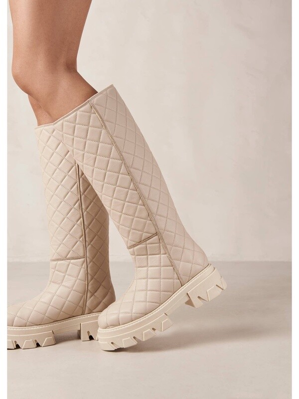 Alohas Katiuska Goal Digger Ivory Boots