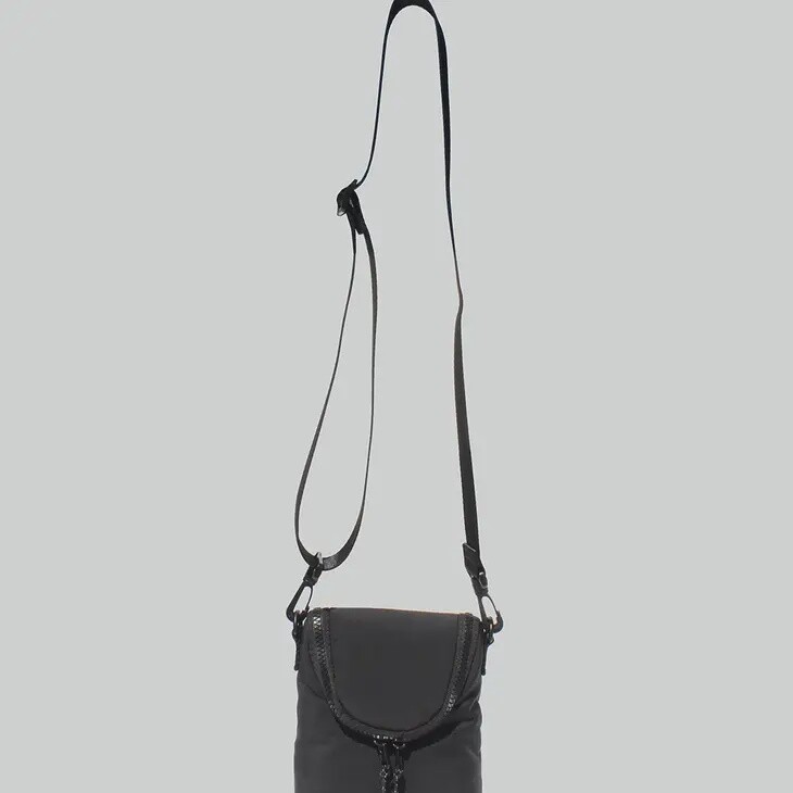 Genesis Everyday Simple Crossbody Bag, Colour: Black