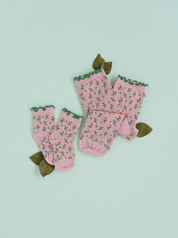 Spring Tulips Socks: Adult