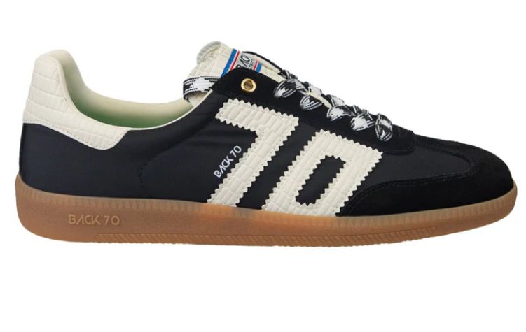 Back 70: Ghost in Black Sneakers