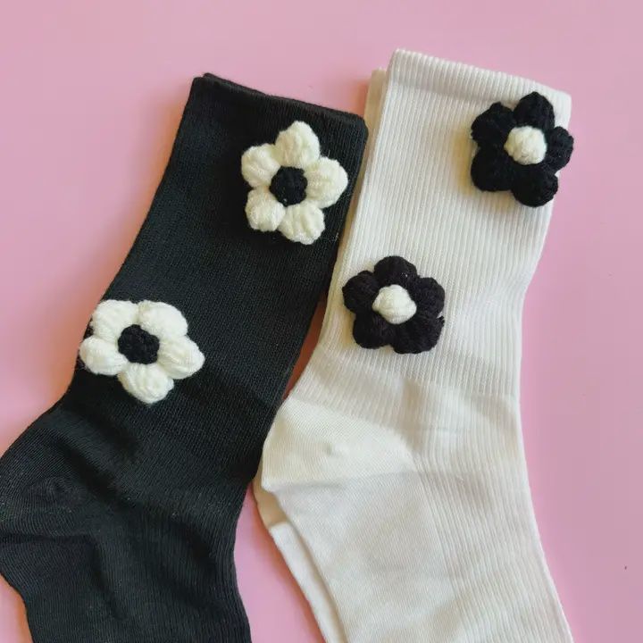 Puffy Daisy Embellished Socks Set of 2 Pairs- Black &amp; White