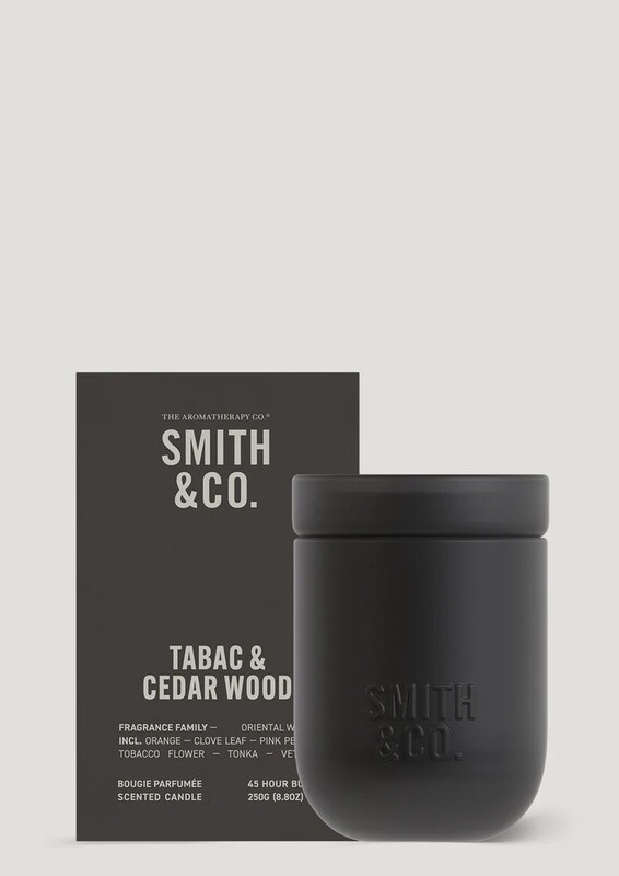 Smith &amp; Co Candle - Tabac &amp; Cedarwood