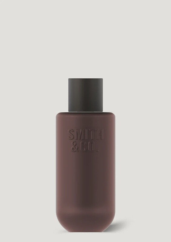 Smith &amp; Co Room Spray - Black Oud &amp; Saffron