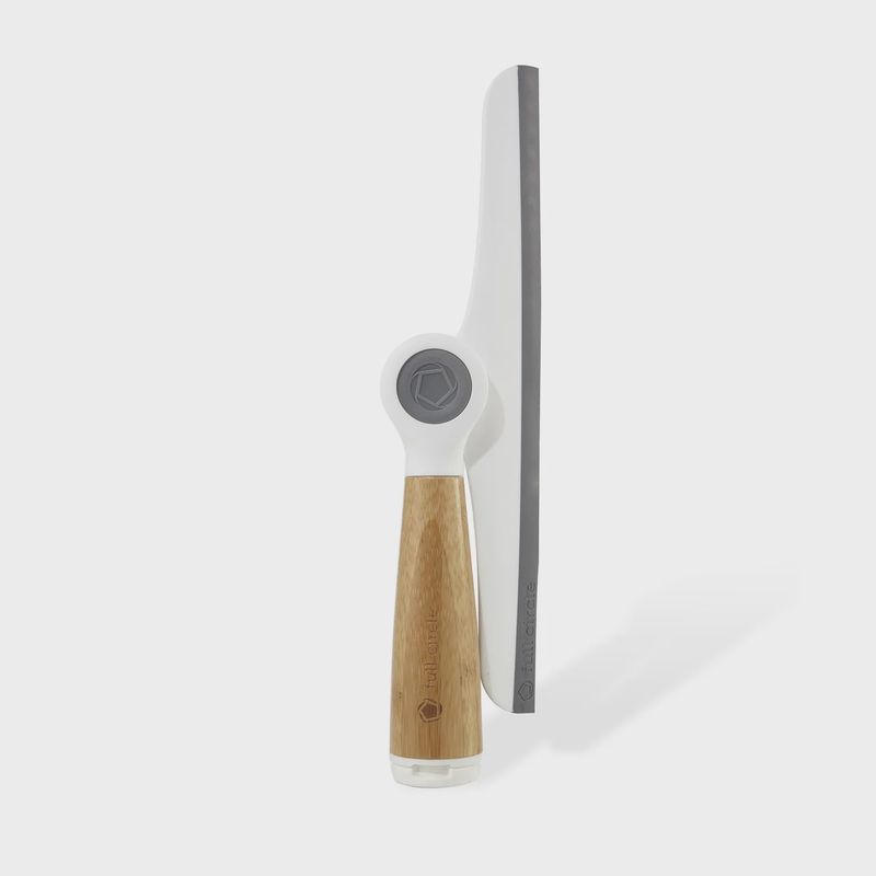 Wipe Out Pivoting Squeegee - White / Grey