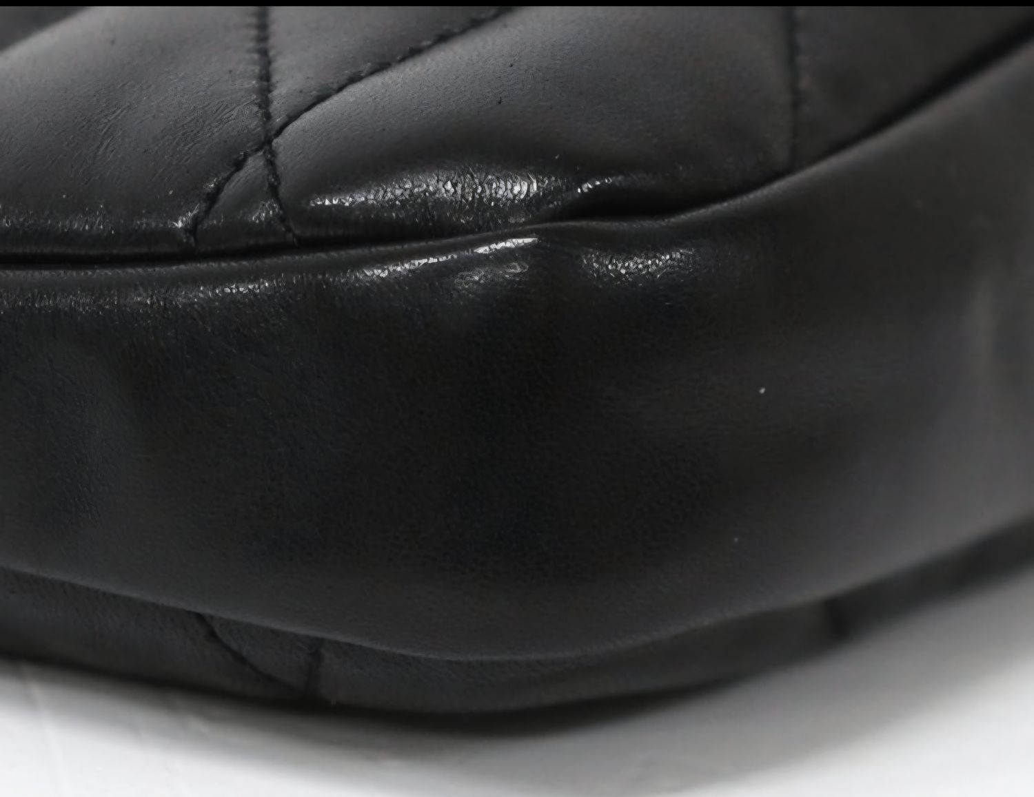 Yves Saint Laurent Black leather Hobo Sade bag