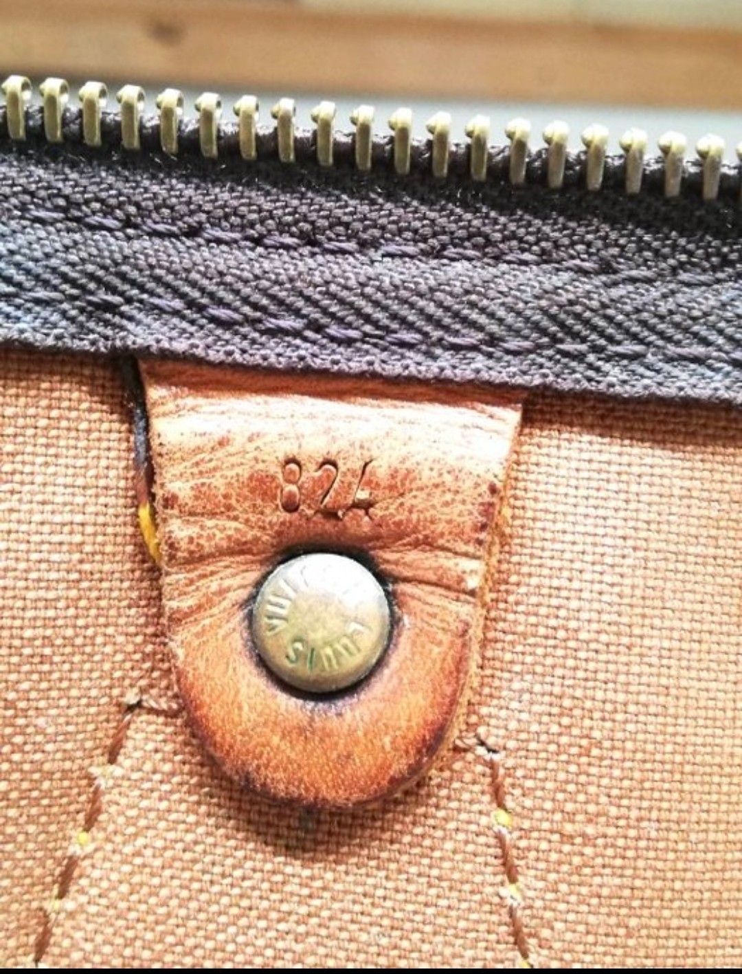 Louis Vuitton Speedy 40 Monogram Handbag