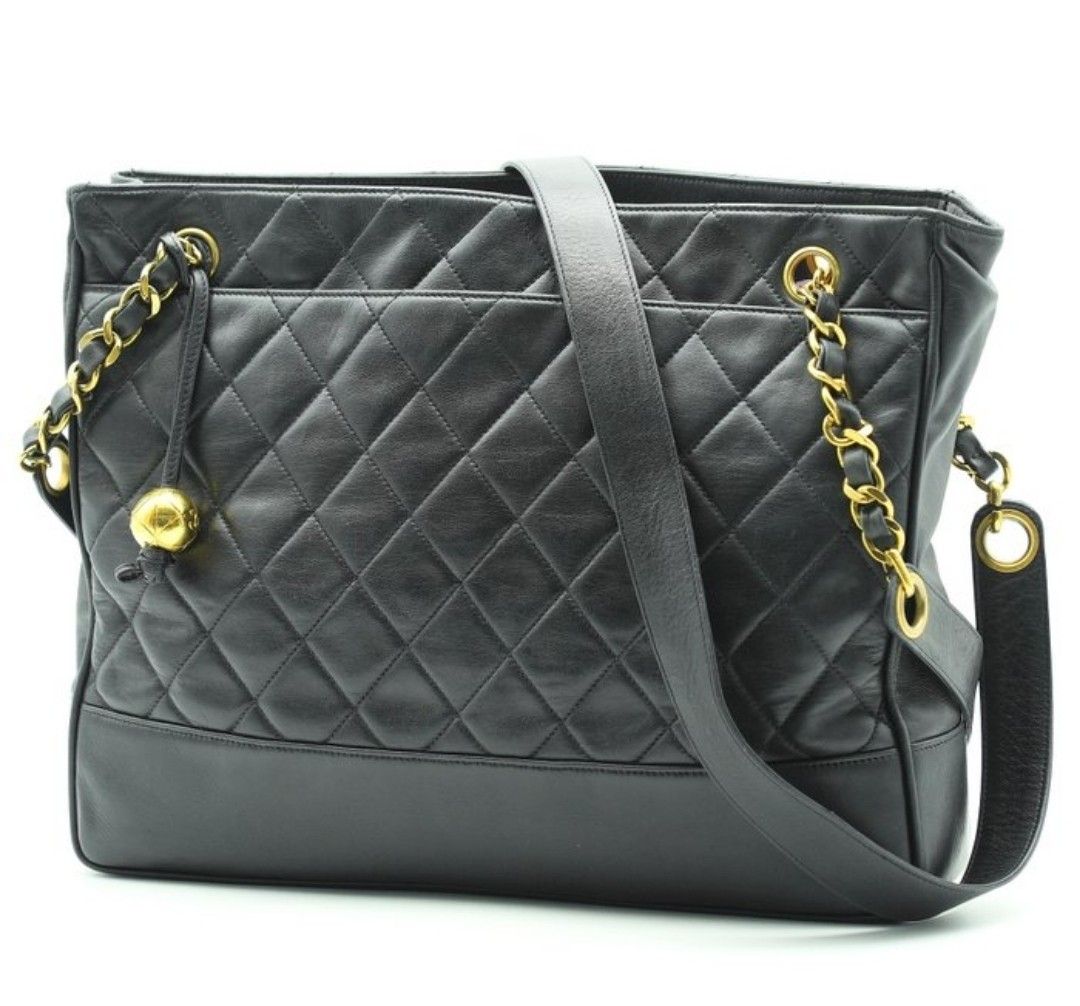 Chanel Black lambskin leather Matelassé Chain Tote Bag