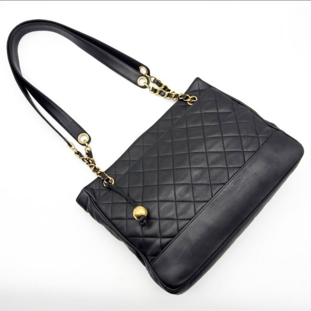 Chanel Black lambskin leather Matelassé Chain Tote Bag