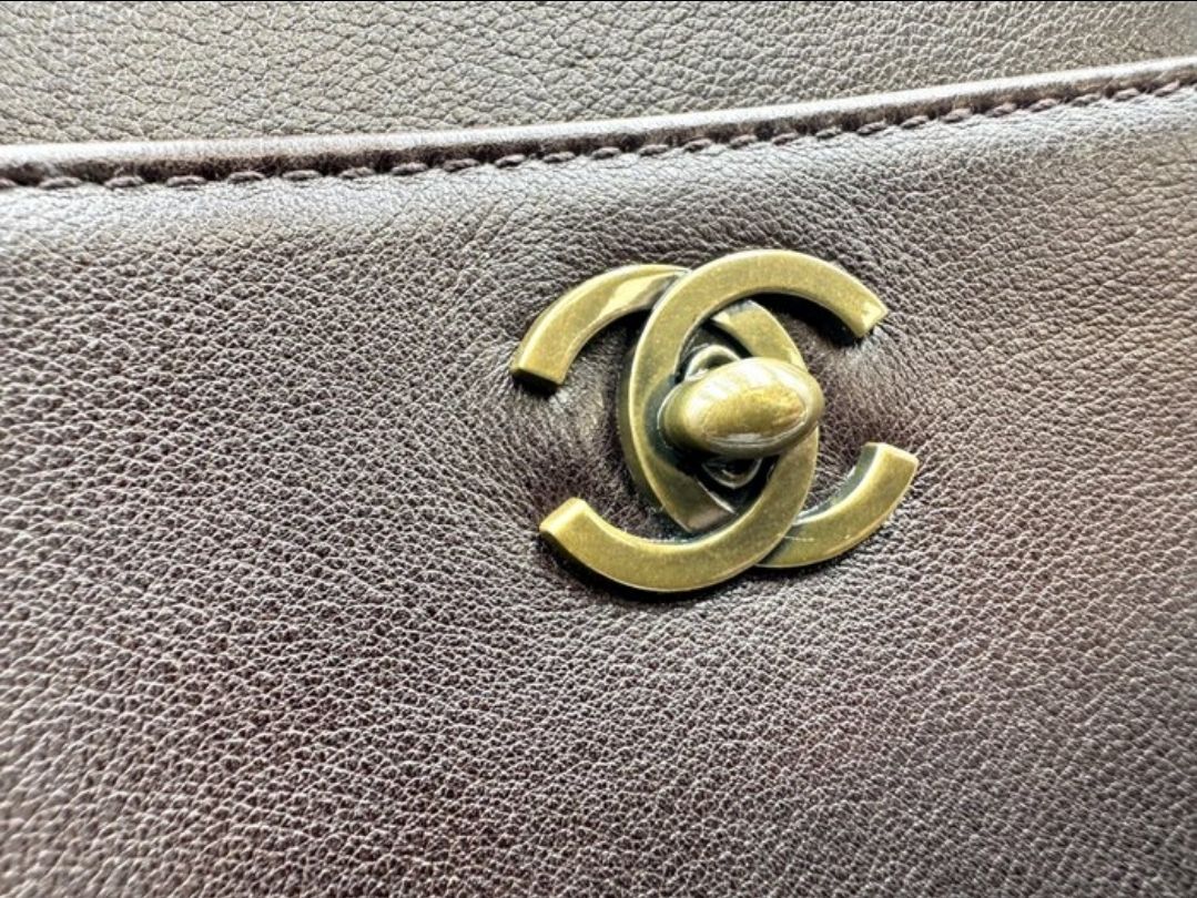 Chanel lambskin Leather Hard Case Handbag