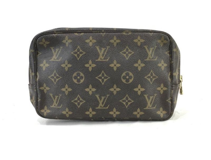 Louis Vuitton Monogram Trousse Toilette 28