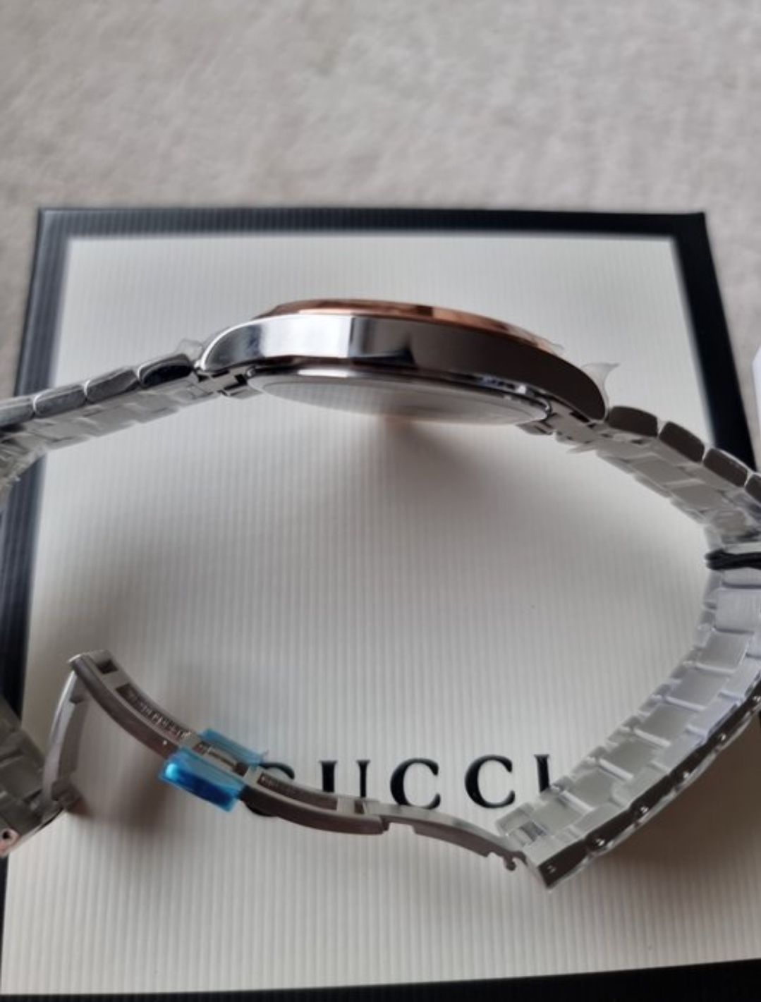 Gucci  Unisex Rose gold Steel wrist watch