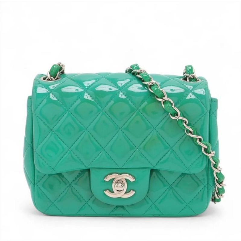 Chanel Green Patent leather  Matelassé 17 mini Single Flap Bag