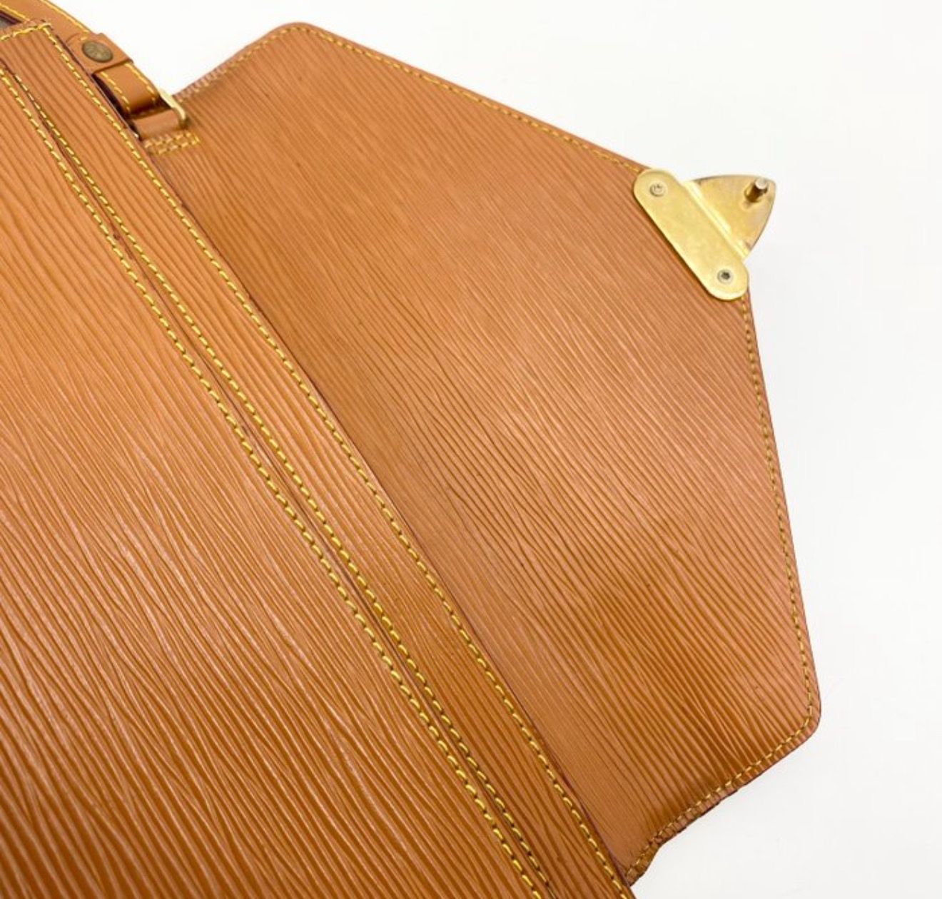 Louis Vuitton Cognac brown Serie Dragonne Epi leather Clutch bag 