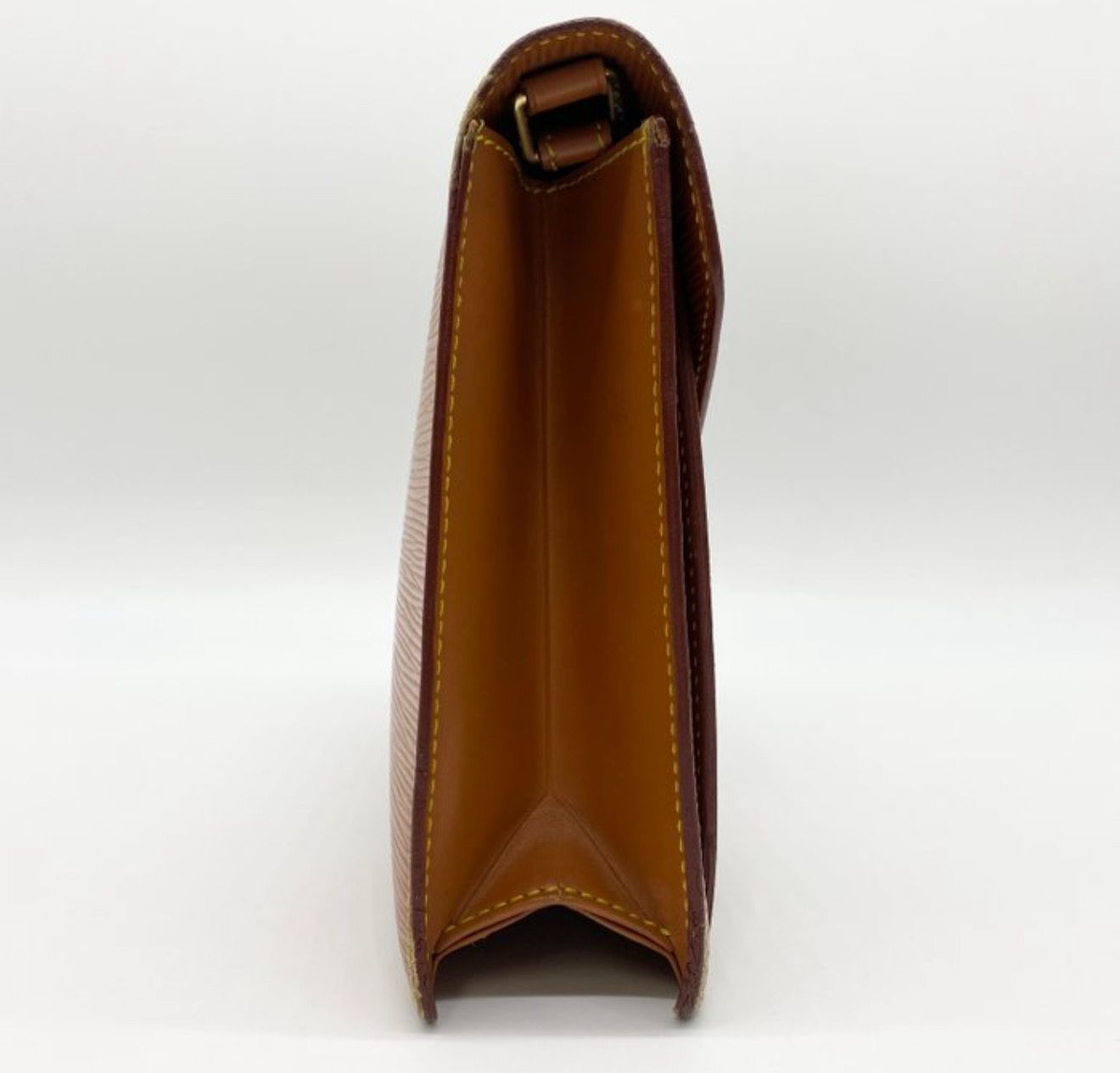 Louis Vuitton Cognac brown Serie Dragonne Epi leather Clutch bag 