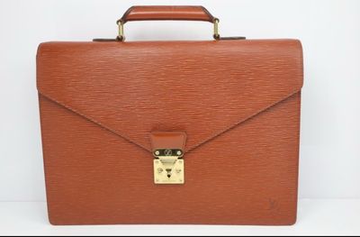 Louis Vuitton Epi Serviette Conseiller   