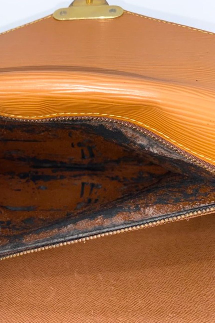 Louis Vuitton Cognac brown Serie Dragonne Epi leather Clutch bag 