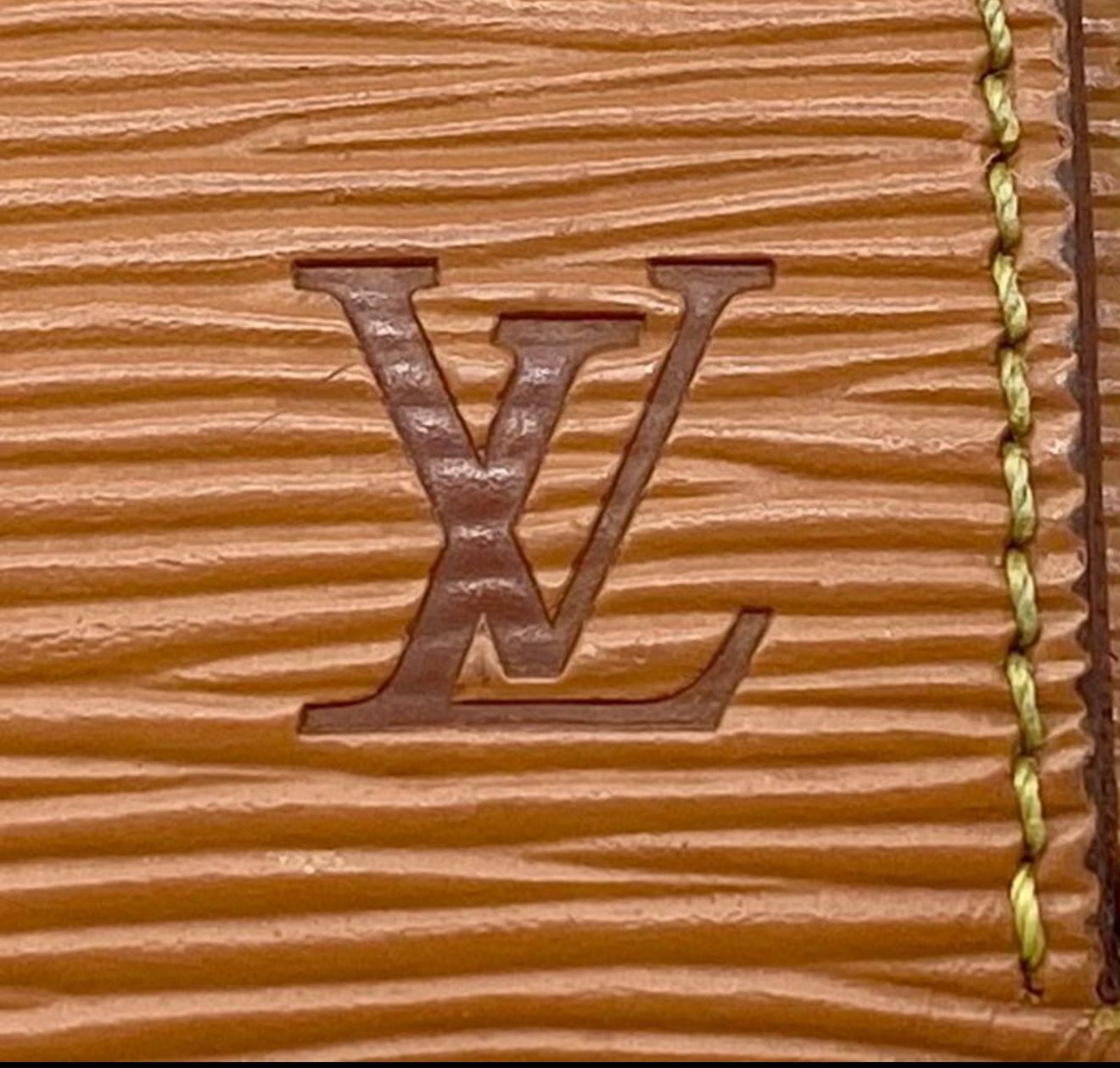 Louis Vuitton Cognac brown Serie Dragonne Epi leather Clutch bag 