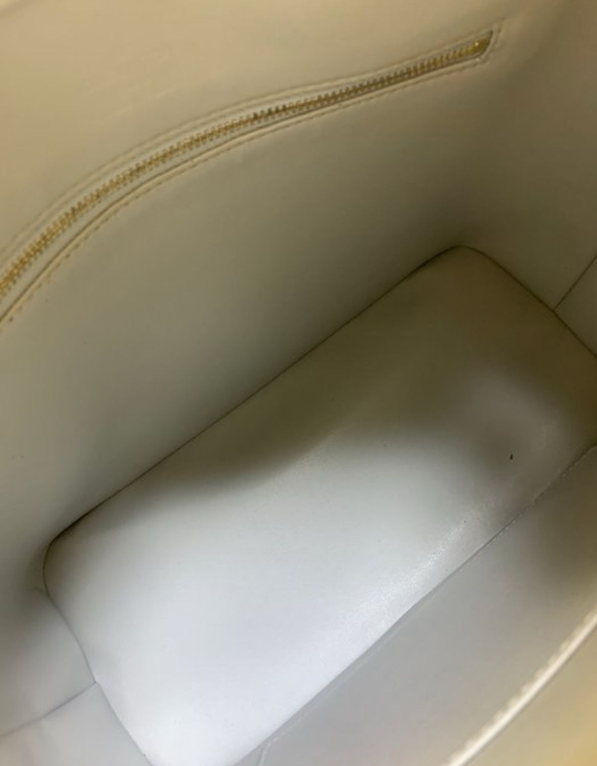 Louis Vuitton Yellow Houston Vernis Leather Tote