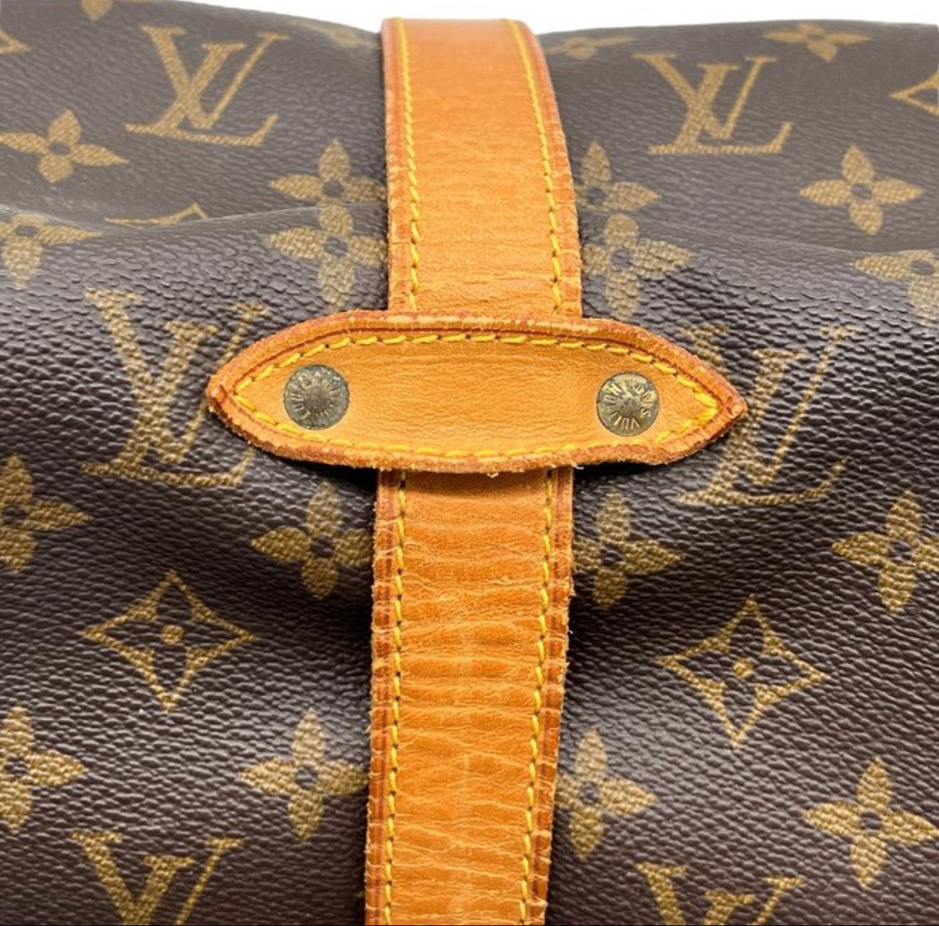 Louis Vuitton monogram Samiur 32 crossbody bag