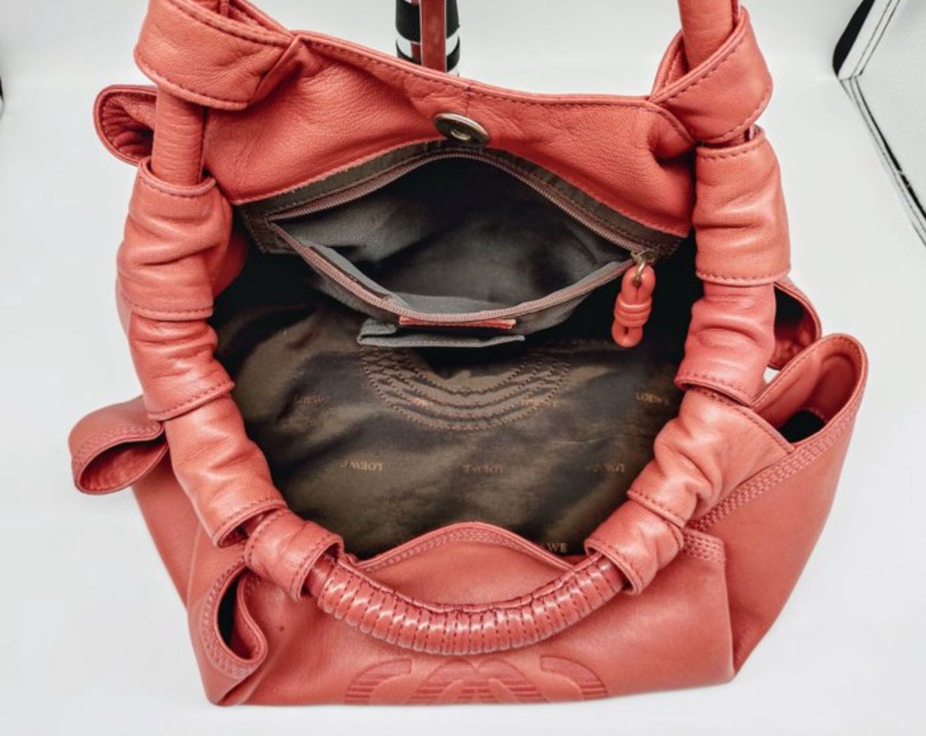 Loewe Pink aire Handbag