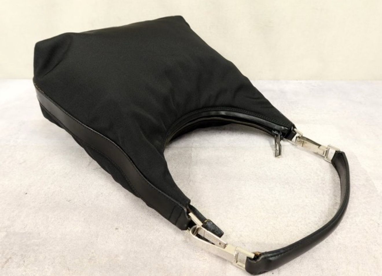 Gucci Black Nylon &amp; leather bag