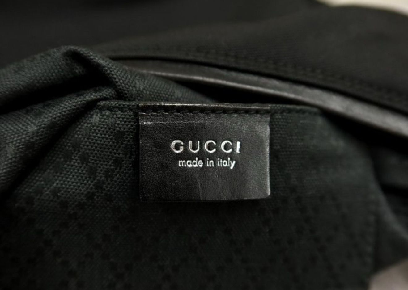 Gucci Black Canvas &amp; leather shoulder bag