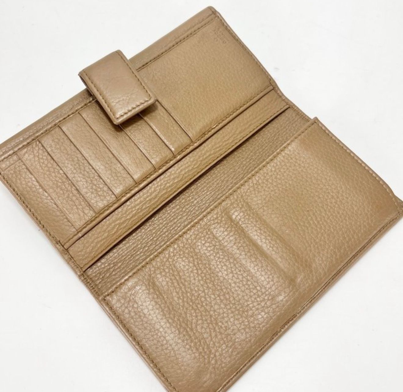 Gucci Beige Leather Long Wallet