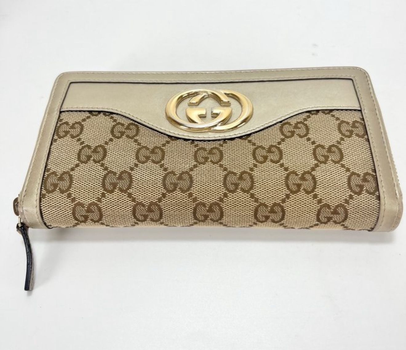 Gucci Beige supreme Long Wallet