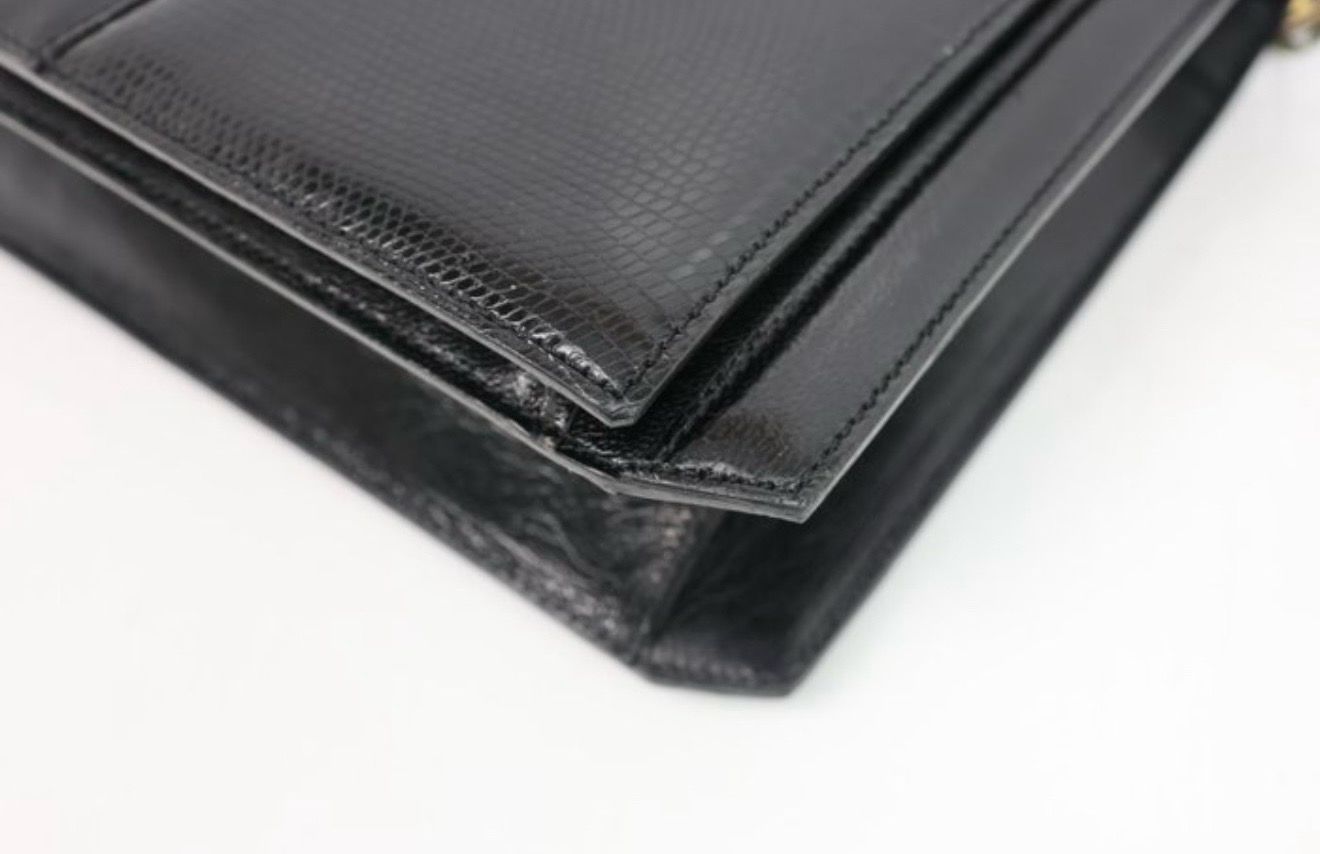 Yves Saint Laurent Black leather Y Logo shoulder bag