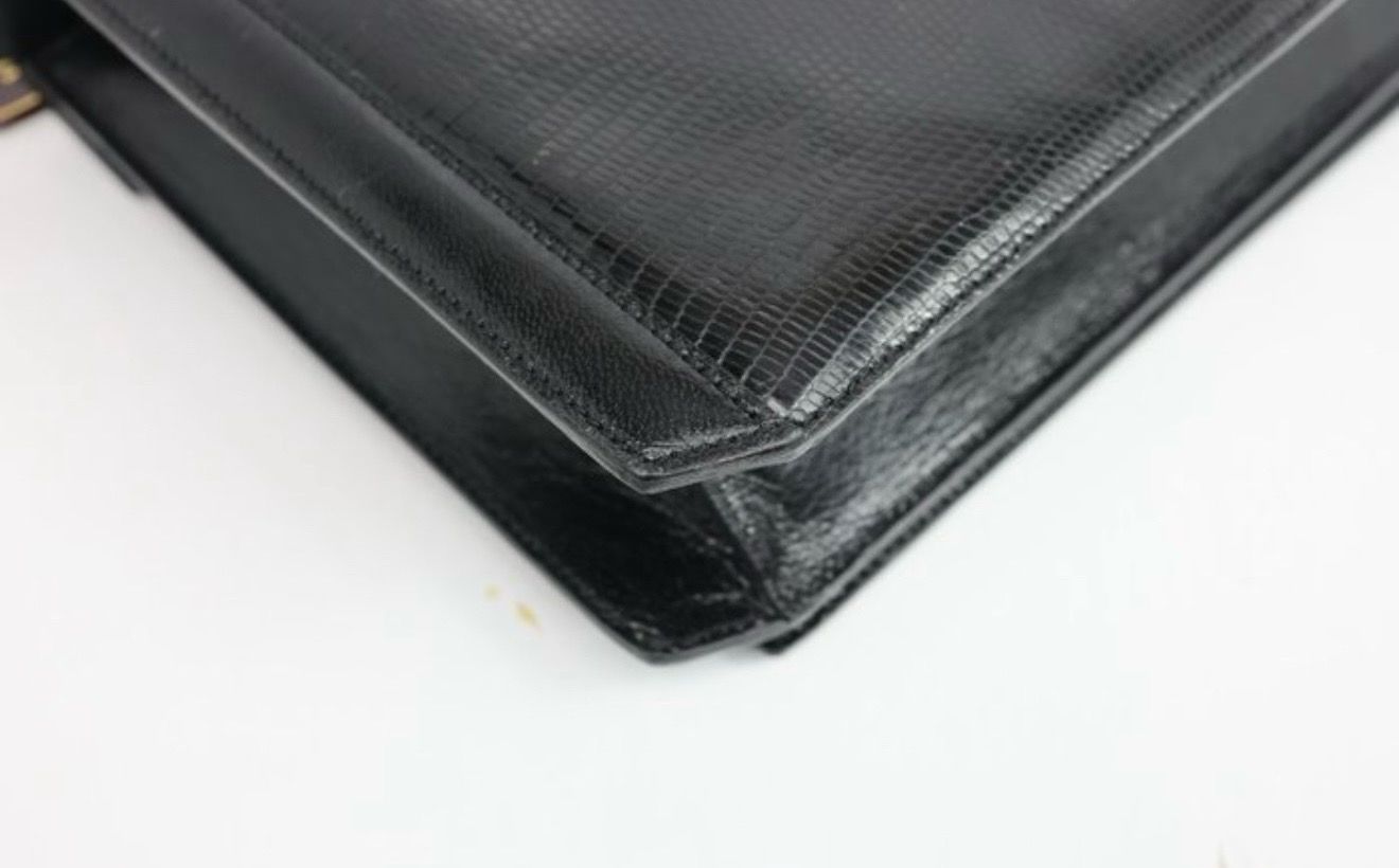 Yves Saint Laurent Black leather Y Logo shoulder bag