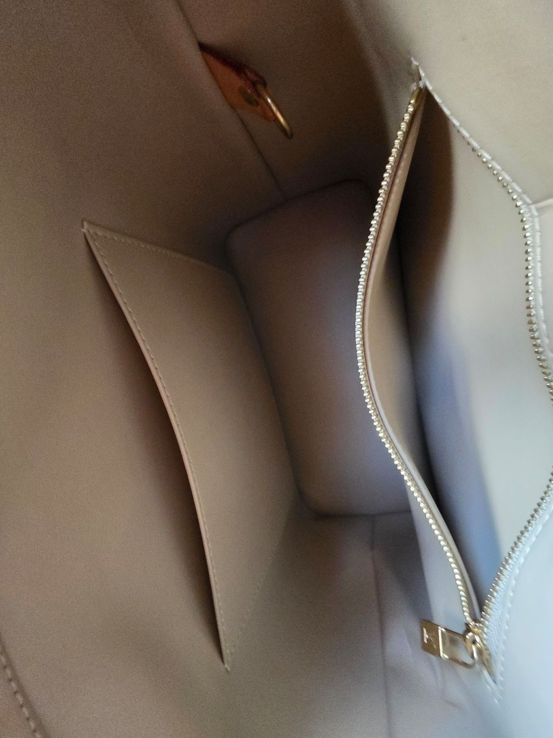 Louis Vuitton Yellow Houston Vernis Leather Tote