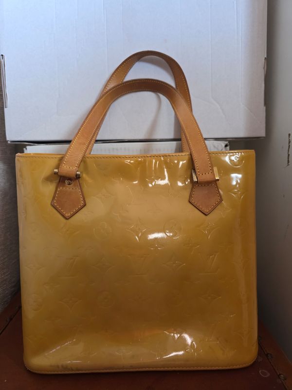 Louis Vuitton Yellow Houston Vernis Leather Tote