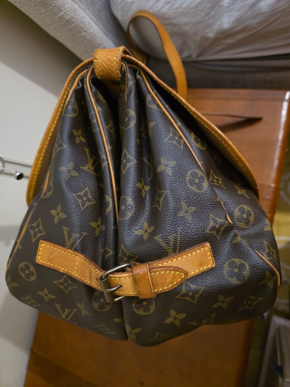 Louis Vuitton monogram Samiur 32 crossbody bag
