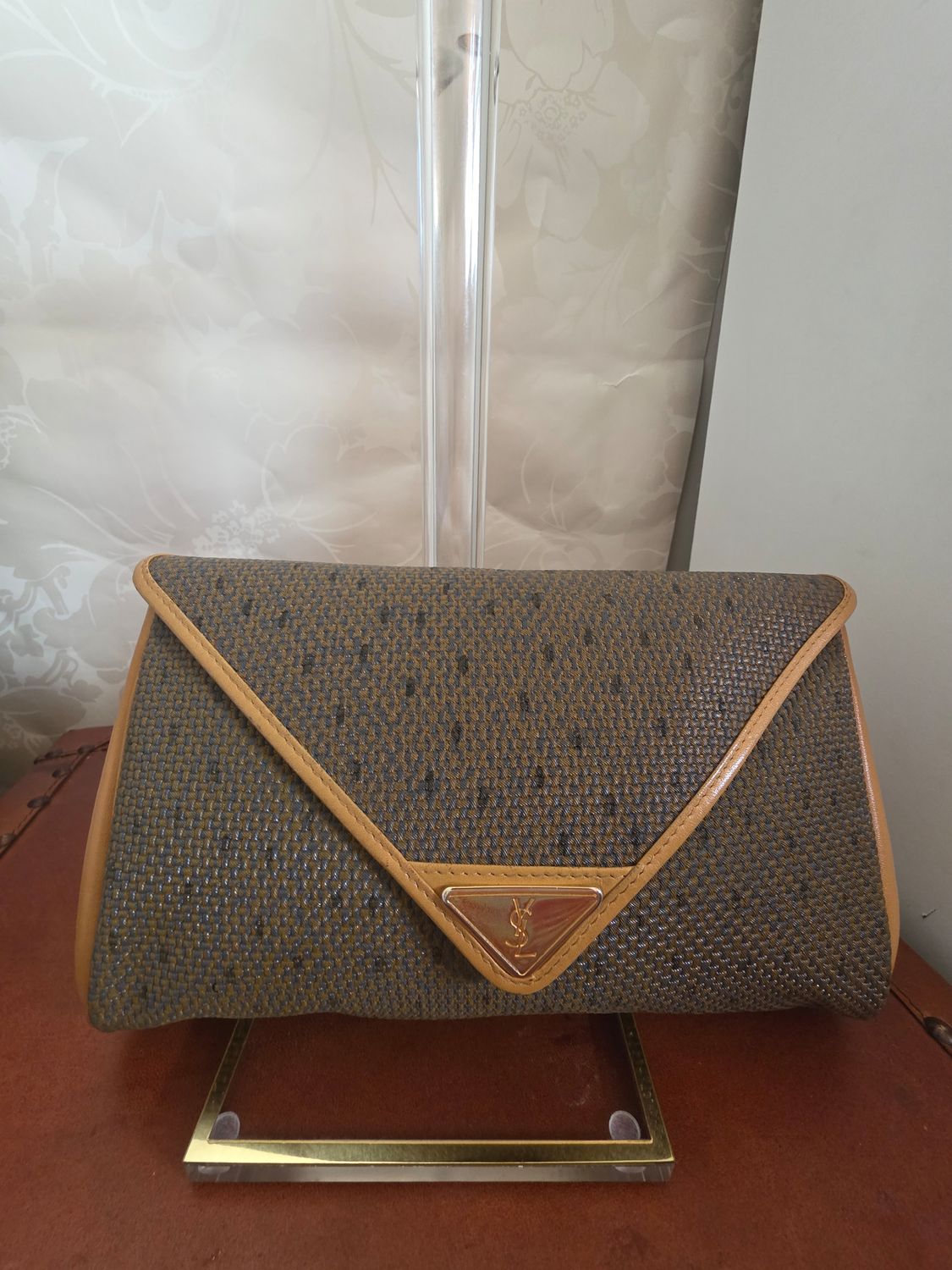 Yves Saint Laurent Khaki Clutch Bag
