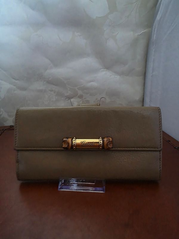Gucci Beige Leather Long Wallet